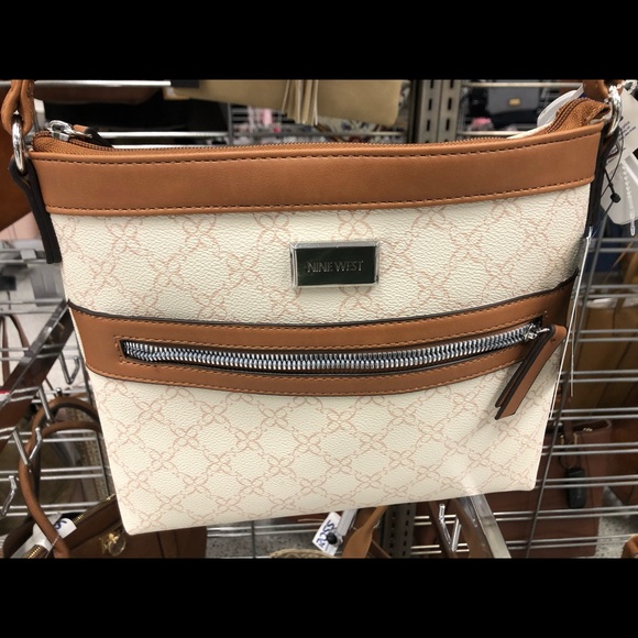 Brand name Handbags - Picture 8 of 16